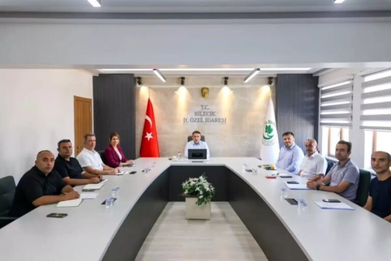 bilecikte-proje-degerlendirme-toplantisi-389uReg9.jpg