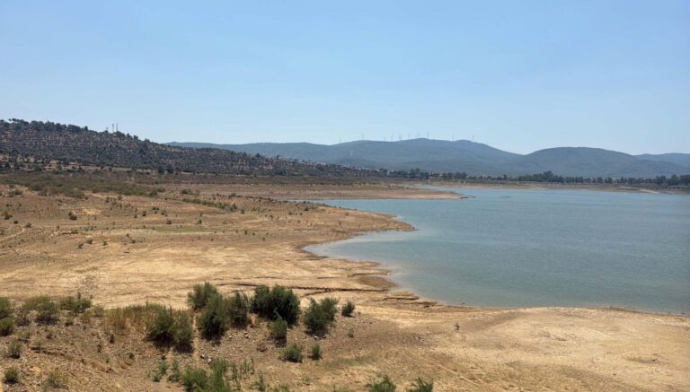 bir-su-krizi-de-bodrumda-su-kesintileri-yasaniyor-8JLhDSNx.jpg