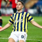emre-mor-ezeli-rakibe-hayirli-olsun-7dSO8jTW.jpg