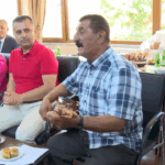 halk-ozani-ozgur-ozel-icin-turku-yazdi-KwV4zSLn.png