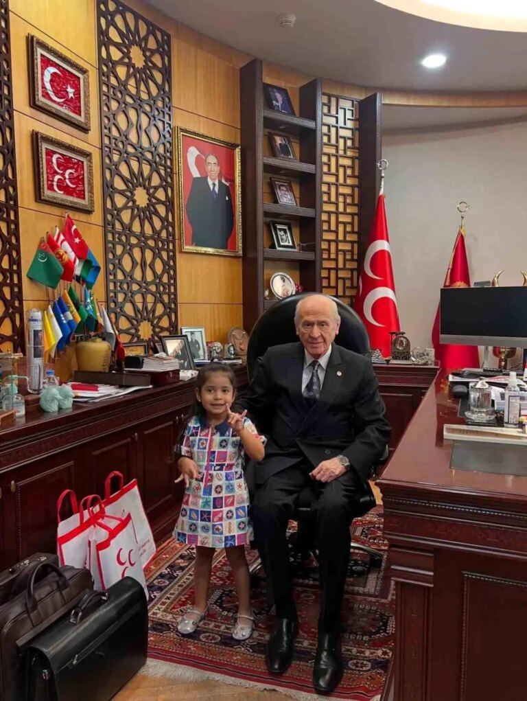 hilalin-devlet-bahceli-ile-mutlu-ani-WdLPcdK4.jpg