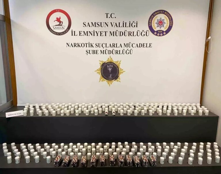 samsunda-16-bin-800-uyusturucu-hap-ele-gecirildi-uHkYpDOw.jpg