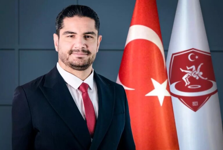 taha-akgulun-dedesi-vefat-etti-wn51OyAq.jpg
