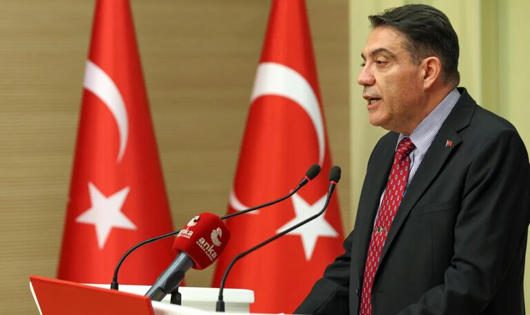 chpli-yanki-bagcioglundan-mavi-vatan-cikisi-secim-malzemesi-haline-getirildi-ozunden-uzaklastirildi-xcesvP6G.jpg
