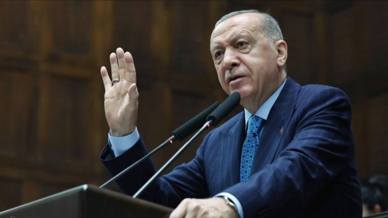 cumhurbaskani-erdogan-avrupa-basketbol-sampiyonasinda-2nci-olan-a-mill-erkek-basketbol-takimimizi-yurekten-tebrik-ediyorum-gqg3MHms.jpg