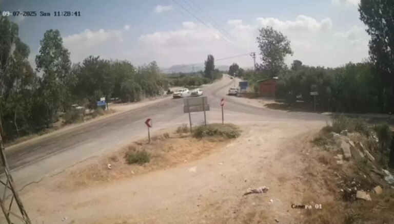 kozanda-trafik-kazasi-4-yarali-4Ag5HNRp.jpg