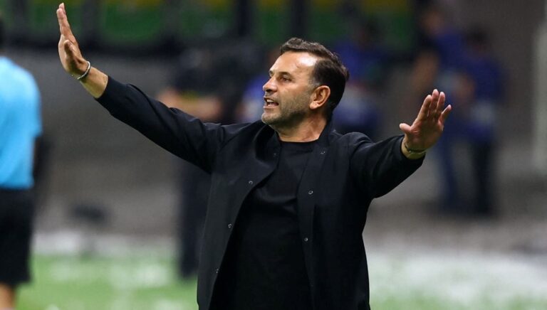 okan-buruktan-frankfurt-galatasaray-maci-sonrasi-buyuk-tepki-hic-begenmedim-2A5ReIaH.jpg