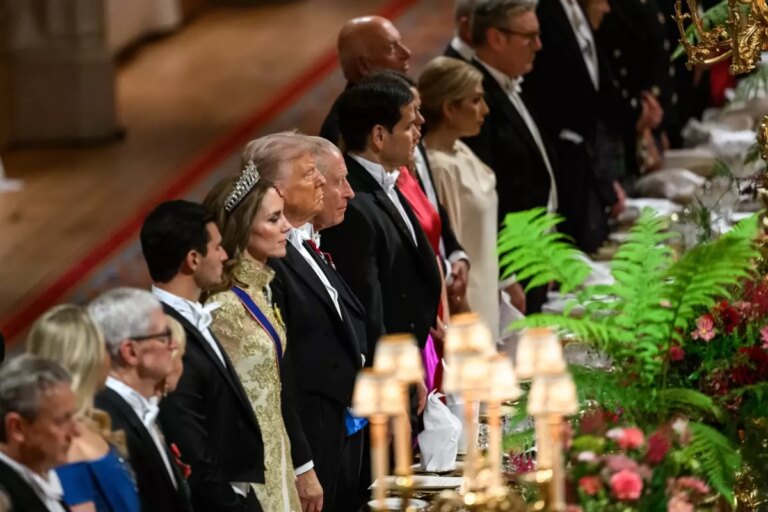 trump-kral-charles-ile-devlet-yemeginde-bdDRUUn4.jpg