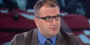 cem kucukun yuzde 100 dogrusu yuzde 20ye dustu adem soytekinin dediklerinin yuzde 80i yalanmis edNamL41.jpg