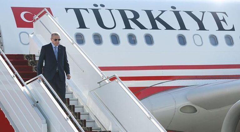 cumhurbaskani erdogan yurda dondu dfz4PVhh.jpg