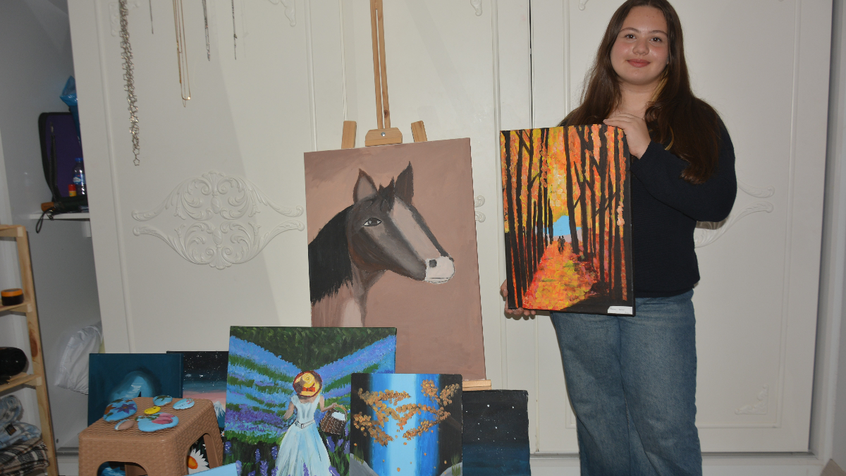 orduda 13 yasinda dogadan aldigi ilhami tuvallere yansitiyor Nmex9hVm.jpg