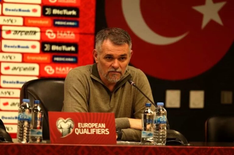 sagnol turkiye guclu bir takim hOpDWW7r.jpg