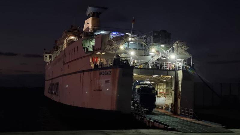 turkiyeden gazzeye yardim eli 17 iyilik gemisi el aris limaninda bosaltildi C85kkglh.jpg
