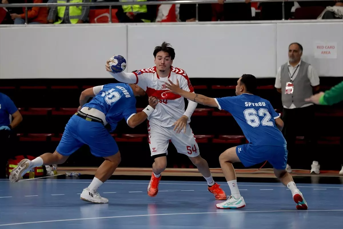 a milli erkek hentbol takimi avrupa elemelerinde guney kibrisi 35 19 yendi dVEgFq4z.jpg