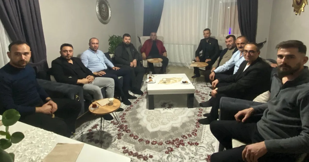 mhpden pazaryerinde hayirli gunler komsum ziyareti YrxX4YVI.webp