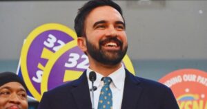 new yorkun ilk musluman belediye baskan adayi mamdani sandiktan zaferle cikti ucfezuQa.jpg