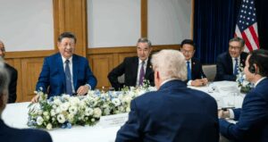 sinin bu fotograflari cinde yasaklandi 1txG4R2i.jpg