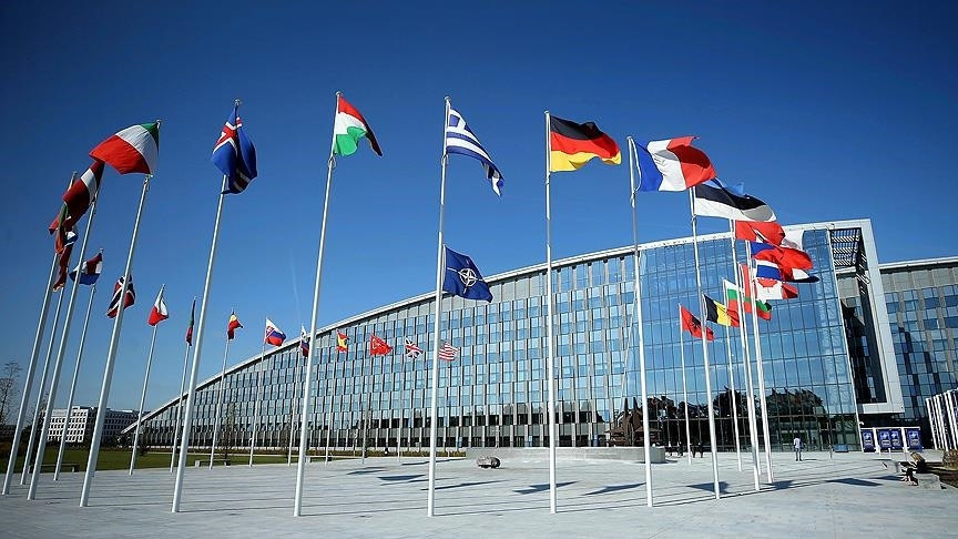 NATO, ABD Askerlerinin Avrupa’dan Çekilmesinin Savunma Planlarını Etkilemeyeceğini Açıkladı