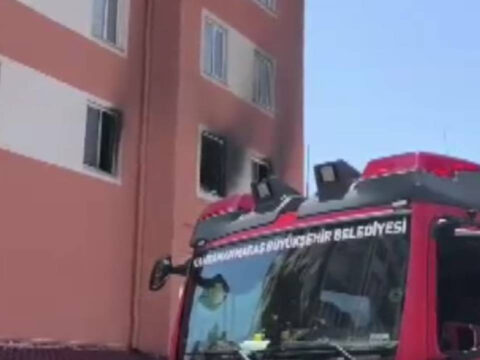 Kahramanmaraş’ta apartman yangınında iki kişi vefat etti