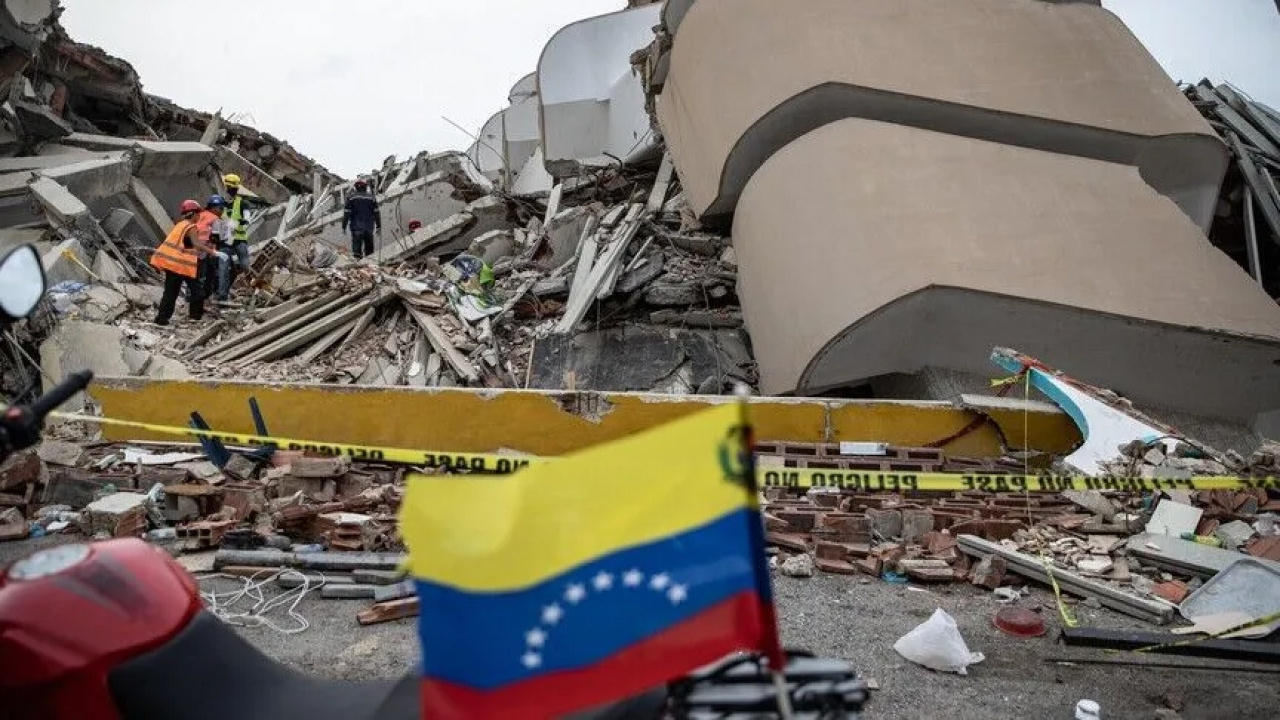 Venezueladaki deprem felaketinde olu sayisi 5 bini asti 30 bin kisi kayip iFgVlGuJ